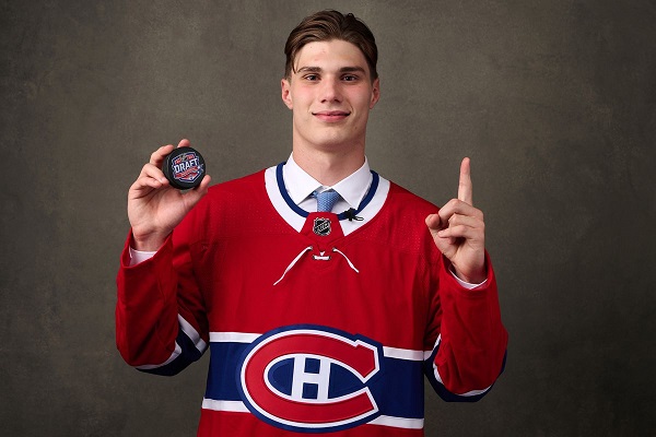 Montreal Canadiens selecteert eindelijk aanvaller Juraj Slafkovsky om mee te doen